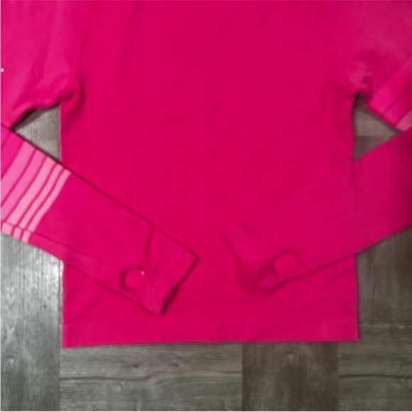 Women’s Joy Lab Slim Fit Seamless Long Sleeve Tee Size M - Picture 3 of 9